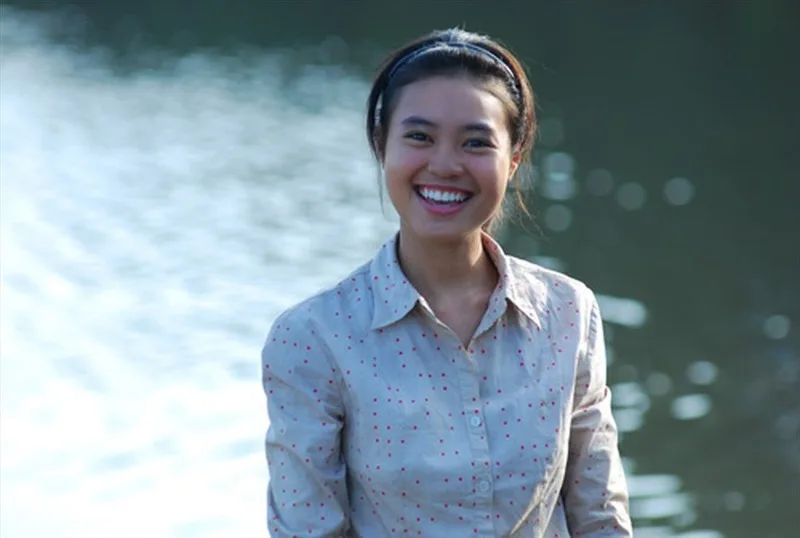 Phong cách diễn xuất của Lan Ngọc được yêu thích nhờ sự tự nhiên, biểu cảm linh hoạt và khả năng tạo cảm xúc trong cả vai bi lẫn vai hài.