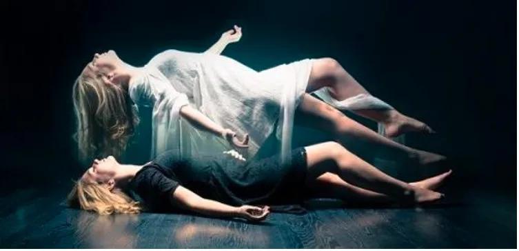 nằm mơ thấy người chết sống lại