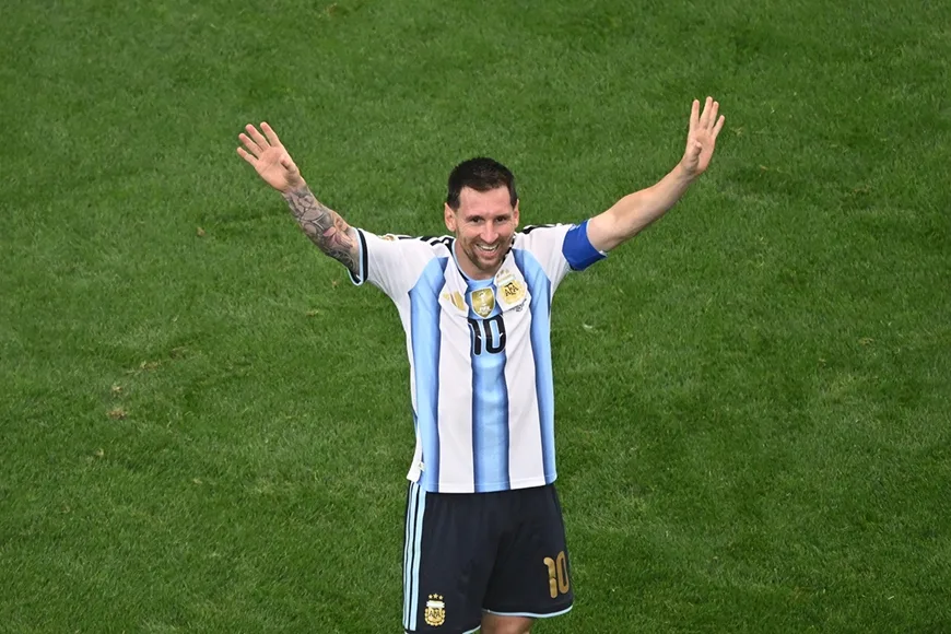 Messi chơi vị trí nào