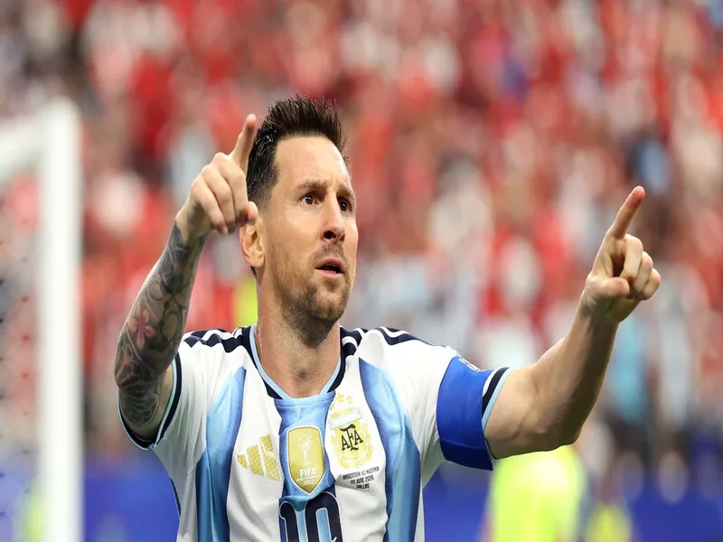 Messi đá ở vị trí nào