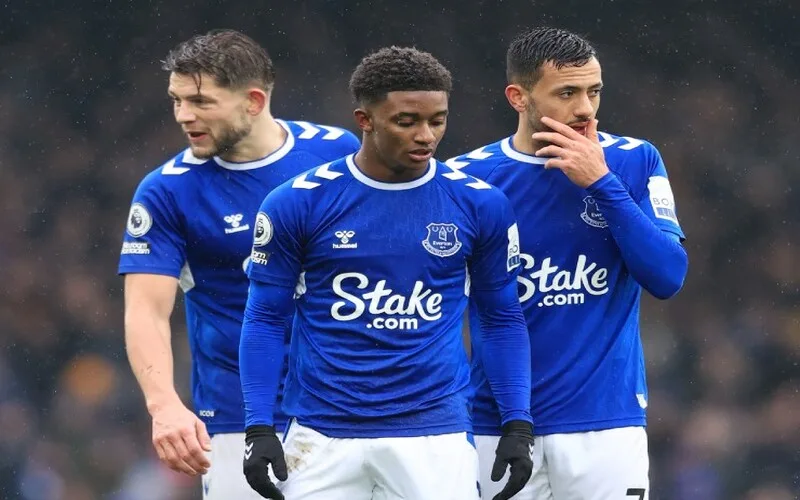 feat 1789780234